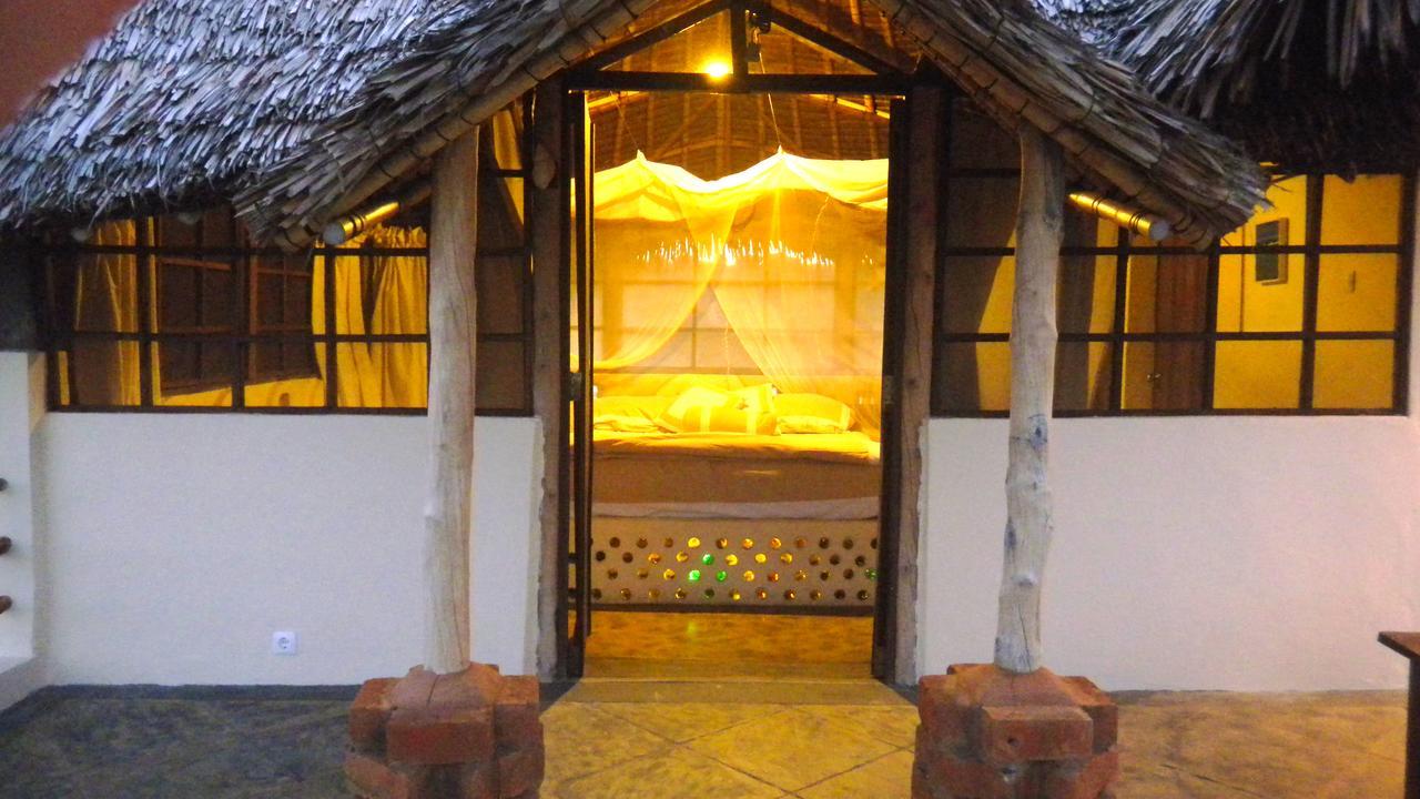 Nzuwa Lodge 펨바 외부 사진